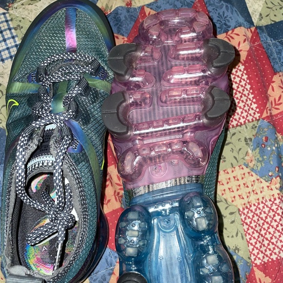 Nike Vapormax Bubble Pack Black 4Y - Picture 5 of 9